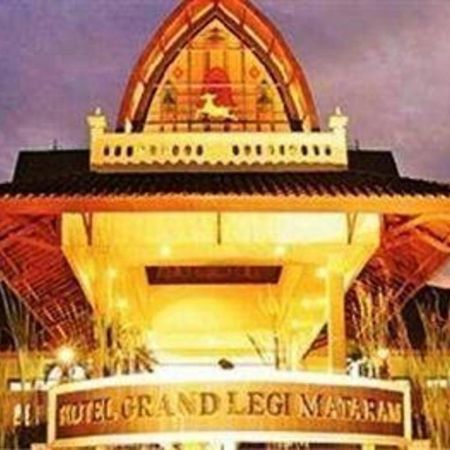 Grand Legi Hotel Mataram Eksteriør billede