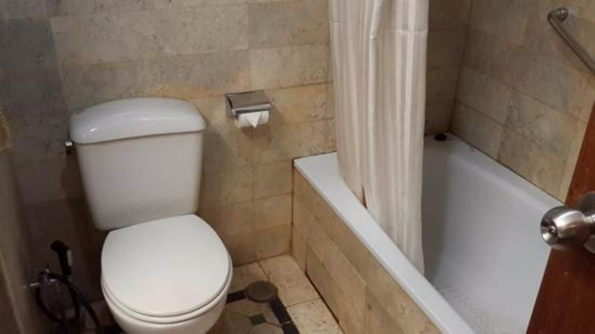 Grand Legi Hotel Mataram Eksteriør billede