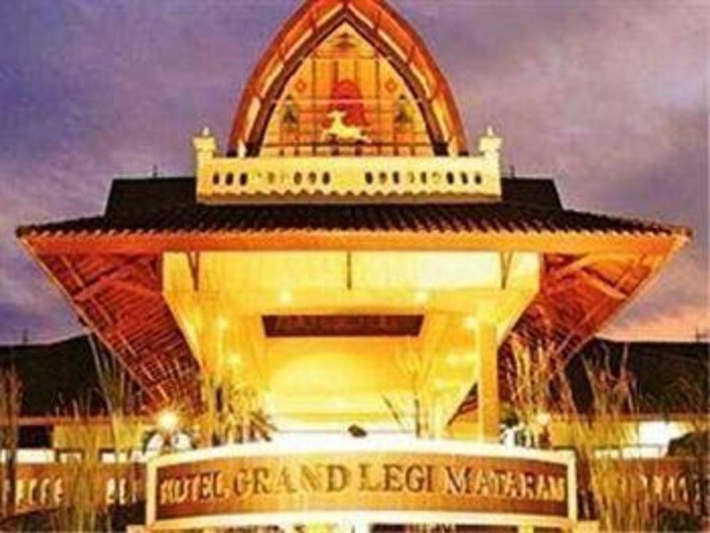 Grand Legi Hotel Mataram Eksteriør billede