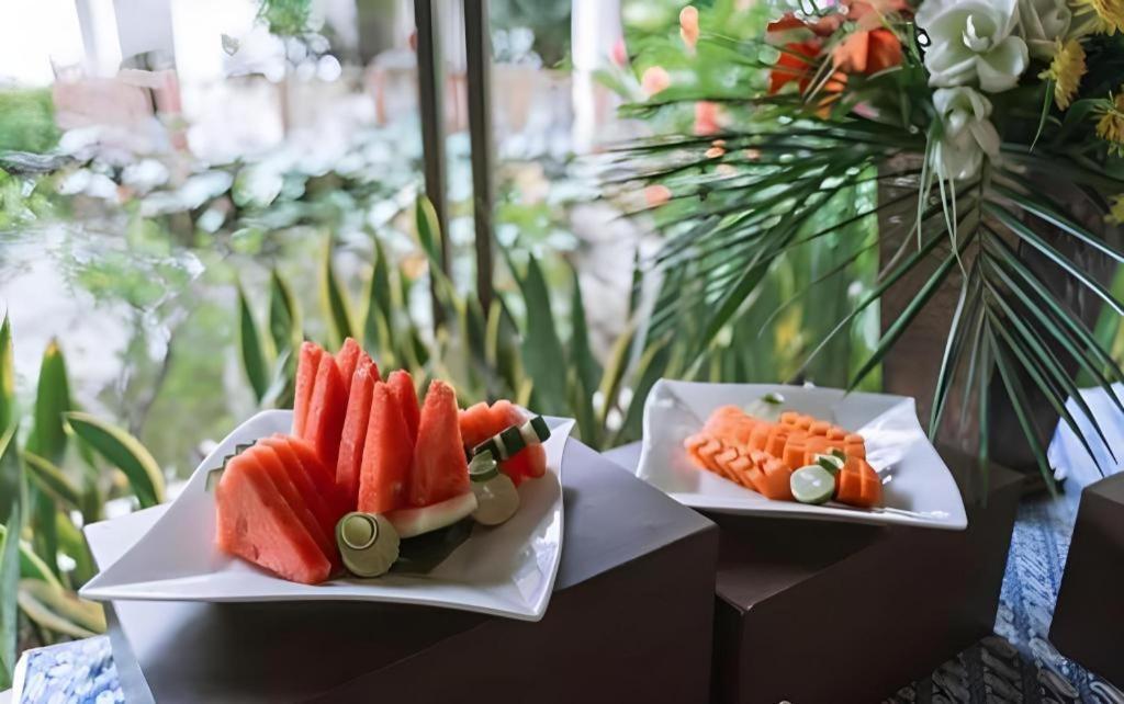 Grand Legi Hotel Mataram Eksteriør billede